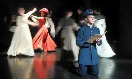 Шмелев без вопросов. Открытие сезона в обновленном Театре Армена Джигарханяна