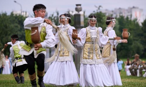 Более 17 тысяч гостей побывали на якутском празднике Ысыах в Коломенском