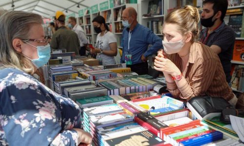 В Москве поддержали проведение конкурса на лучший книжный магазин столицы