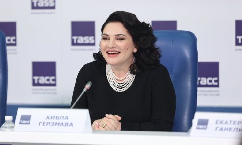 Аргентинский тенор Хосе Кура войдет в состав жюри Конкурса вокалистов Хиблы Герзмава