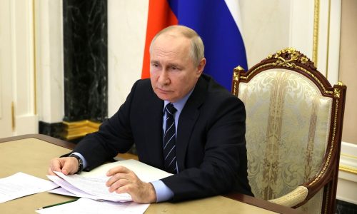 Путин поблагодарил соотечественников за рубежом за защиту русской культуры