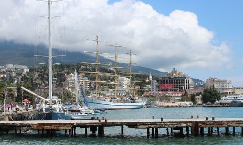 В Ялте открылся VIII международный кинофестиваль «Евразийский мост»