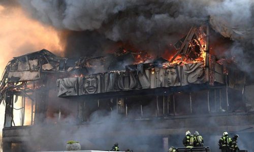 Более 10 млрд рублей потребуется для восстановления после пожара театра в Хабаровске