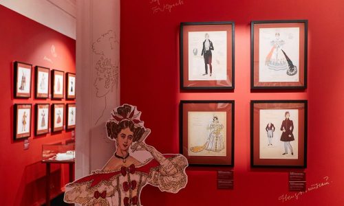 В Бахрушинском музее открылась выставка «Маскарад» к юбилеям Лермонтова и Мейерхольда