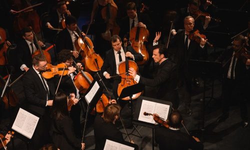 Оркестр MusicAeterna даст восемь концертов в Китае