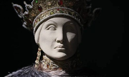 В Музее кино показали образы великих монархов