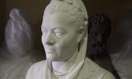 В музее-заповеднике «Павловск» отреставрировали скульптуру из серии «поляковских бюстов»