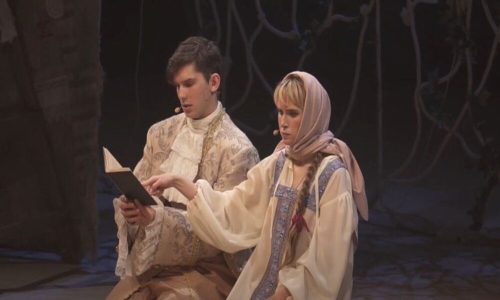 Петербургский ТЮЗ показал в Тунисе спектакль «Бедная Лиза»