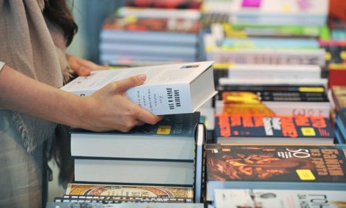 Крупнейший книжный магазин в центре Москвы может покинуть свое место