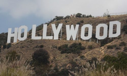 Церемонию объявления номинантов на премию «Оскар» перенесли во второй раз